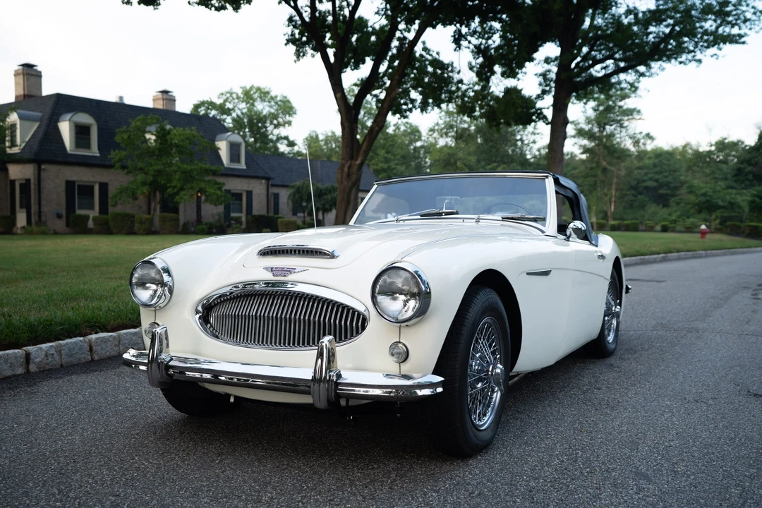 1962 Austin-Healey 3000 Mark II - Image 2 of 31