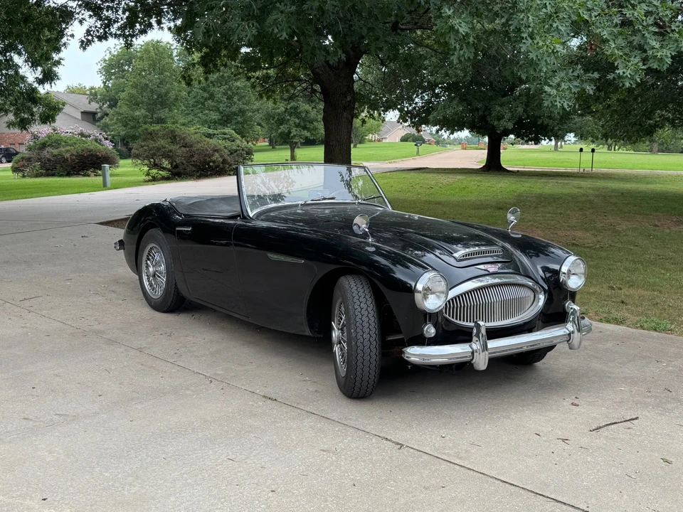 1962 Austin-Healey 3000 Mark II - Image 2 of 31