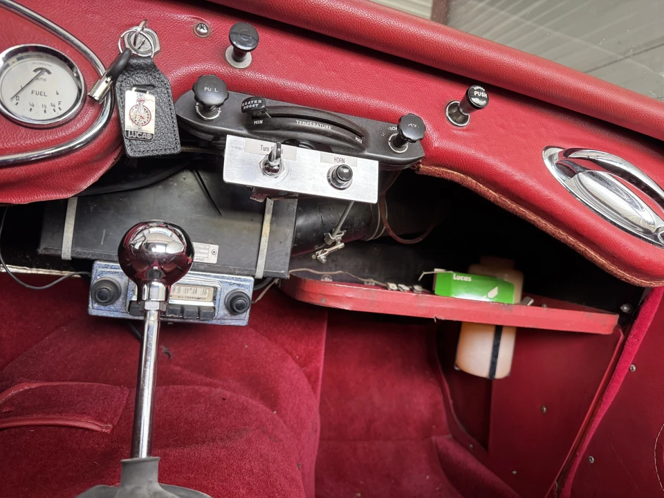 1962 Austin-Healey 3000 Mark II - Image 23 of 31