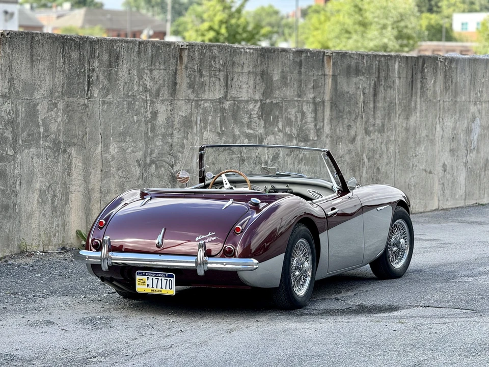 1962 Austin-Healey 3000 Mark II - Image 30 of 31