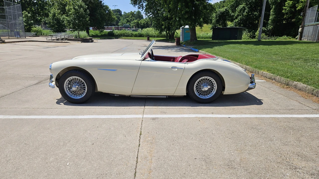 1962 Austin-Healey 3000 Mark II - Image 8 of 31