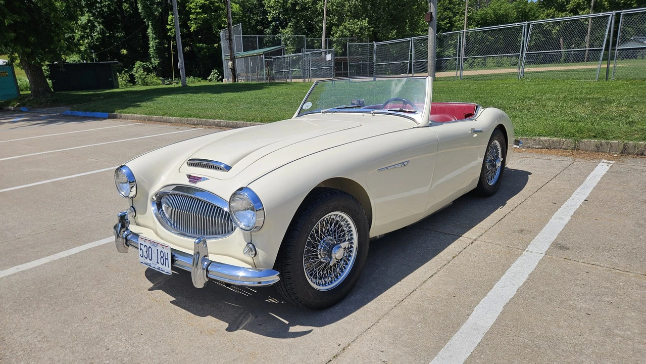 1962 Austin-Healey 3000 Mark II - Image 5 of 31