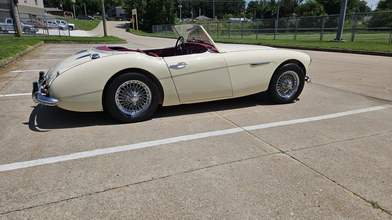 1962 Austin-Healey 3000 Mark II - Image 16 of 31