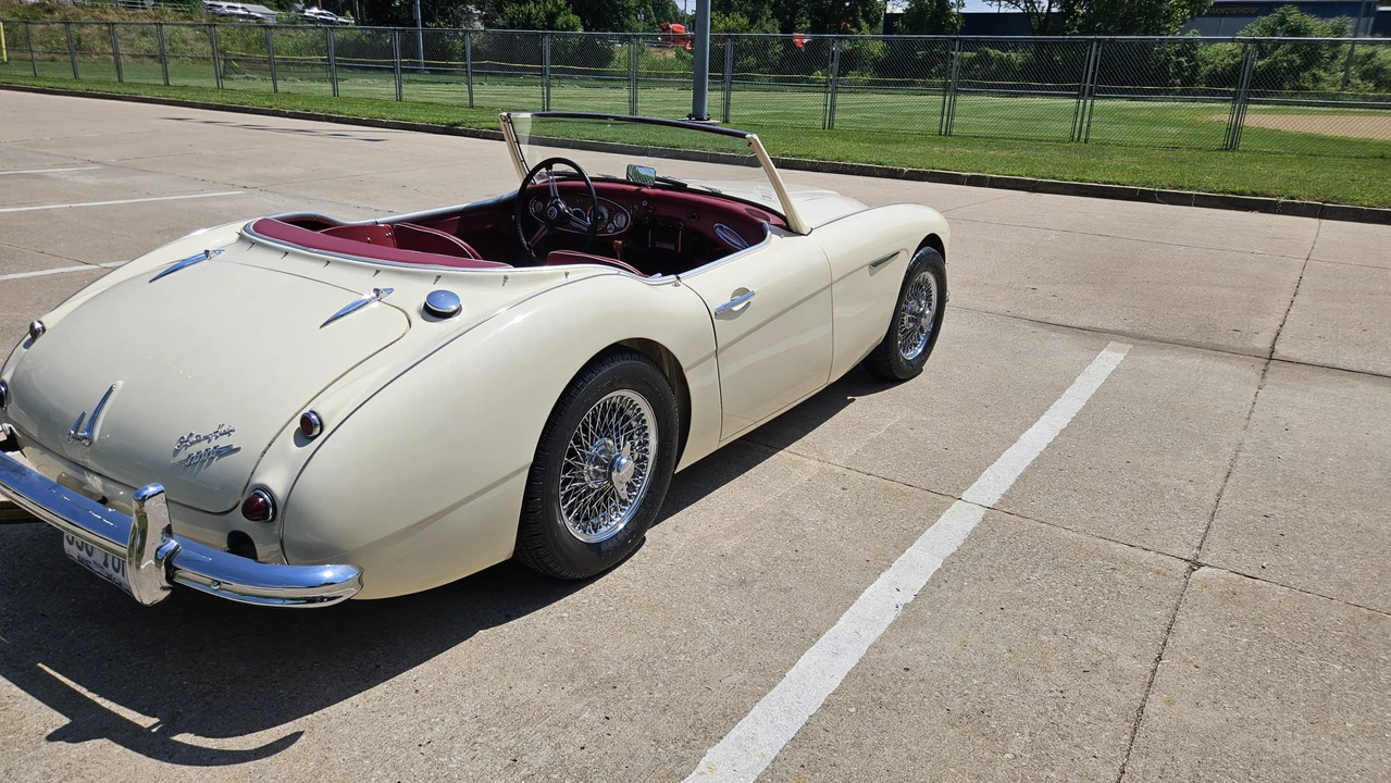 1962 Austin-Healey 3000 Mark II - Image 13 of 31
