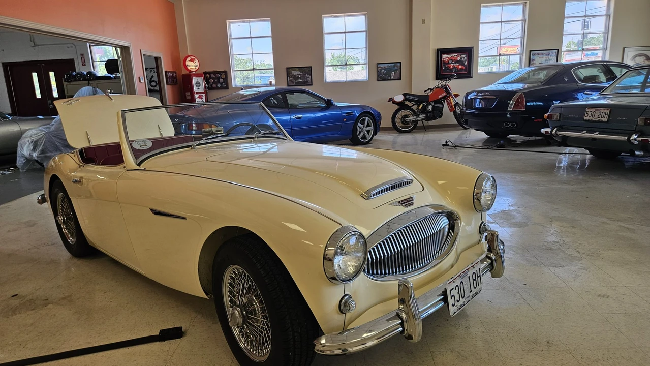 1962 Austin-Healey 3000 Mark II - Image 28 of 31