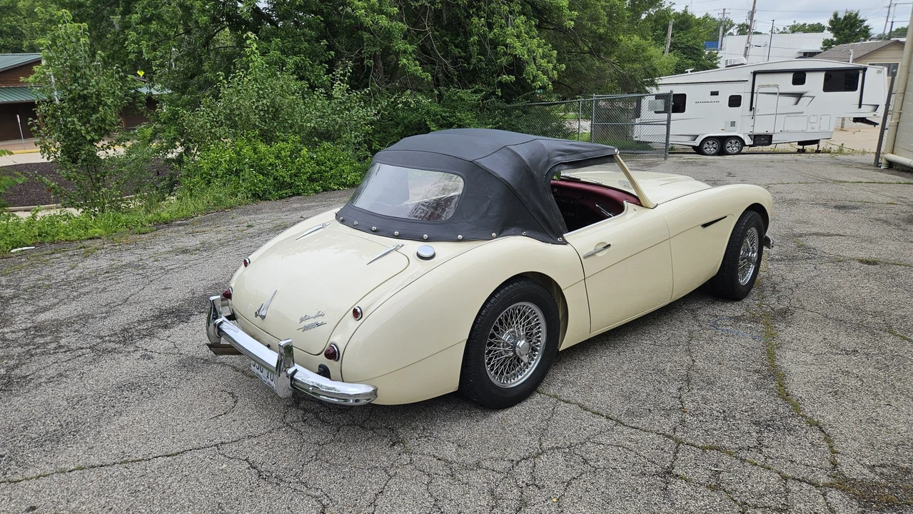 1962 Austin-Healey 3000 Mark II - Image 23 of 31