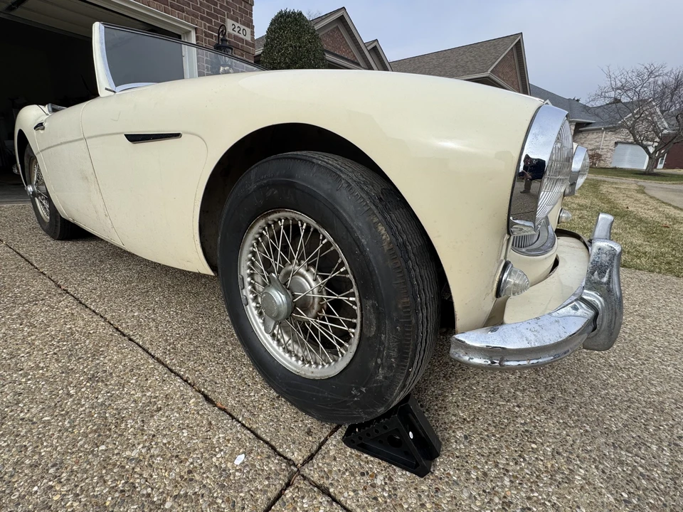 1962 Austin-Healey 3000 Mark II - Image 6 of 31