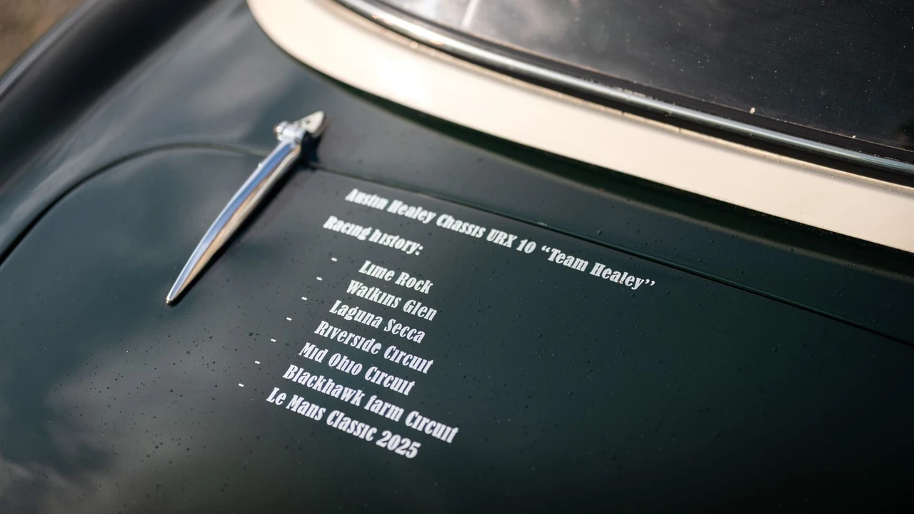 1962 Austin-Healey 3000 Mark II - Image 30 of 31