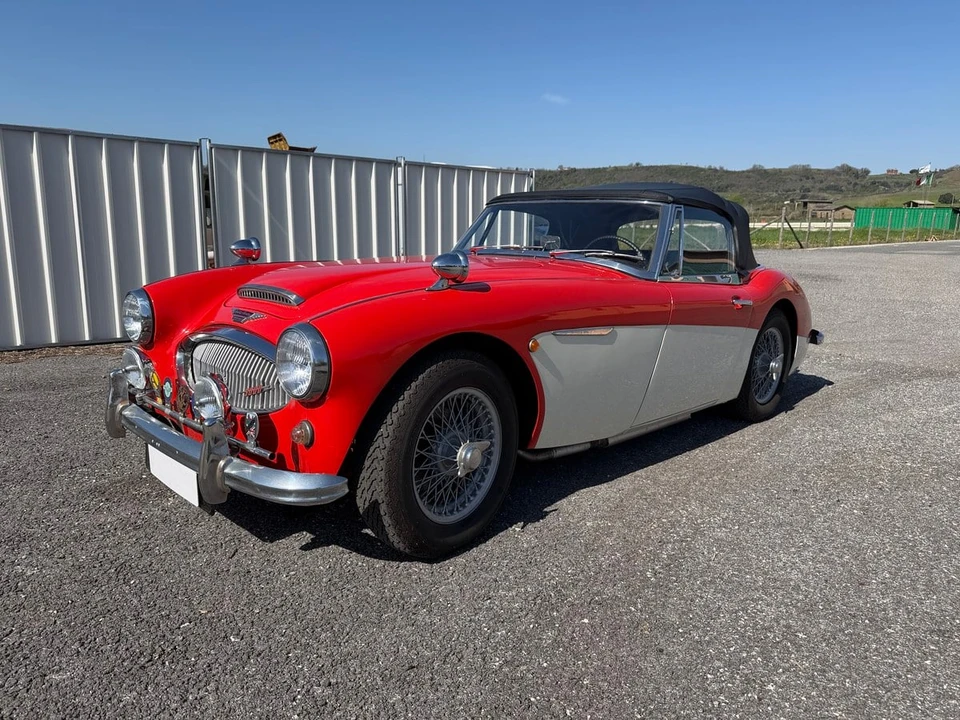 1962 Austin-Healey 3000 Mark II - Image 2 of 31