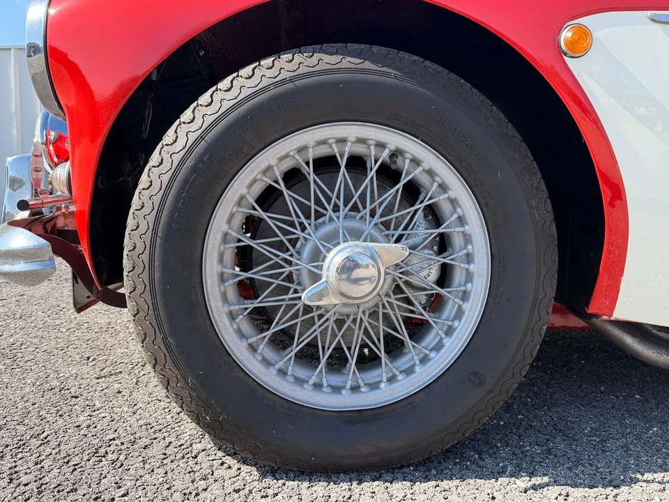 1962 Austin-Healey 3000 Mark II - Image 14 of 31