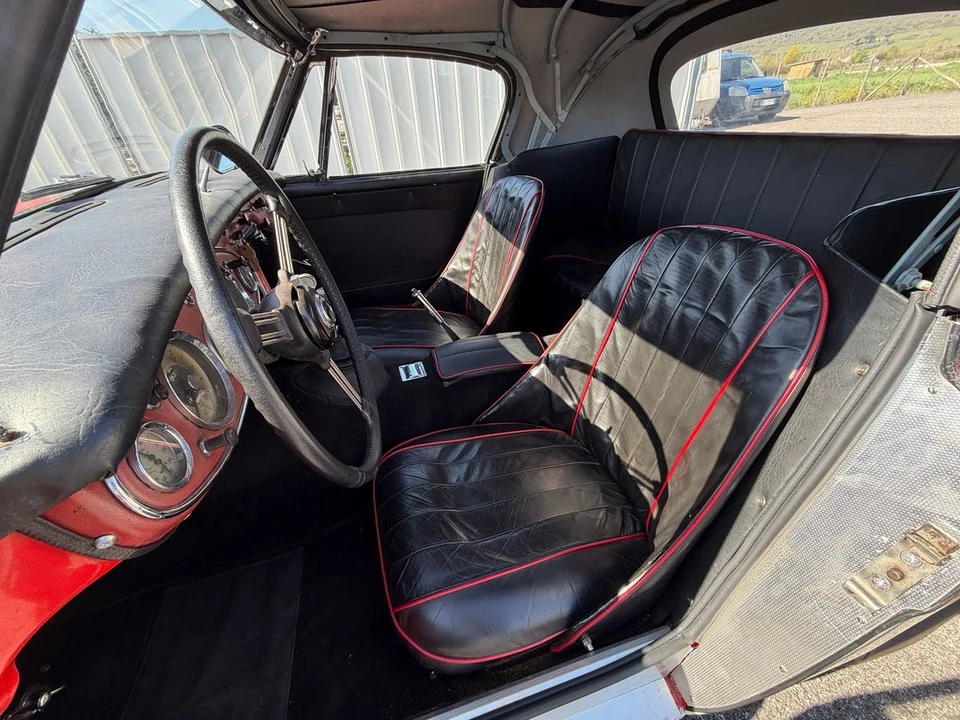 1962 Austin-Healey 3000 Mark II - Image 28 of 31