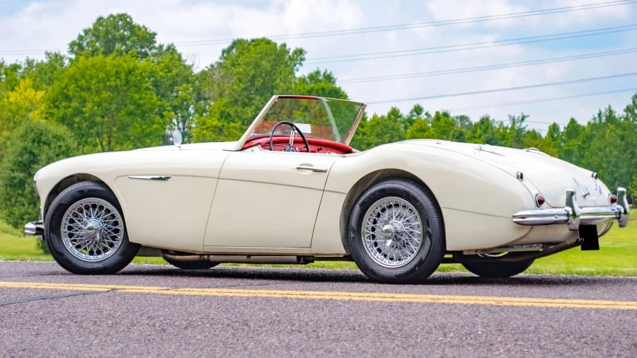 1962 Austin-Healey 3000 Mark II - Image 3 of 21