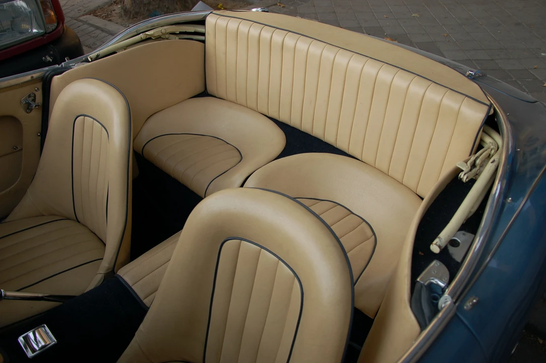 1962 Austin-Healey 3000 Mark II - Image 4 of 6
