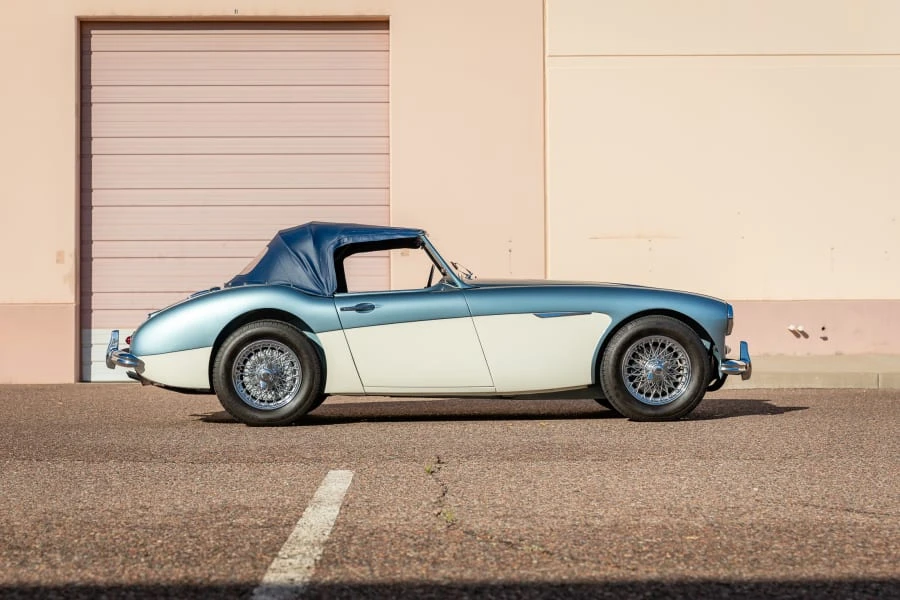 1962 Austin-Healey 3000 Mark II - Image 2 of 31