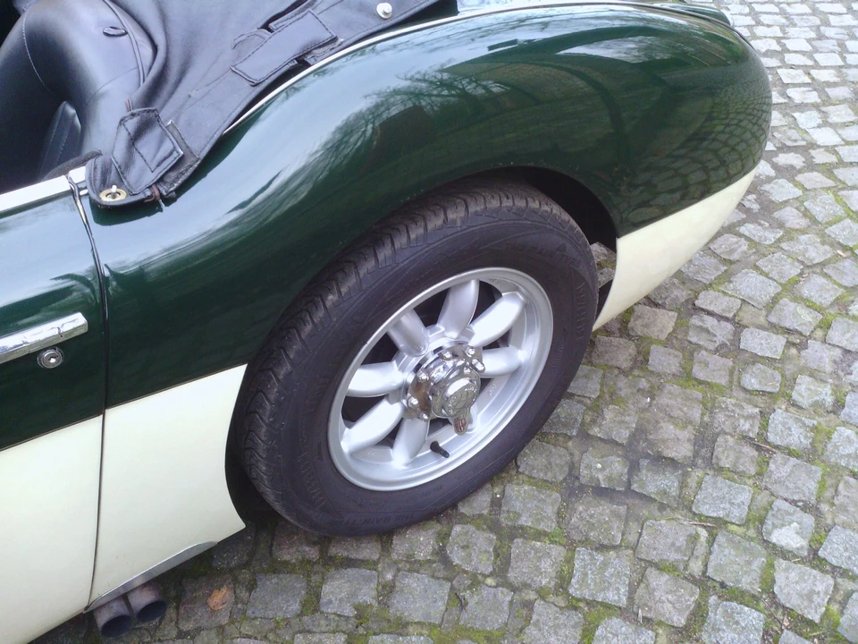 1962 Austin-Healey 3000 Mark II - Image 2 of 12