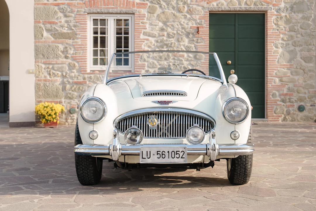 1962 Austin-Healey 3000 Mark II - Image 2 of 31