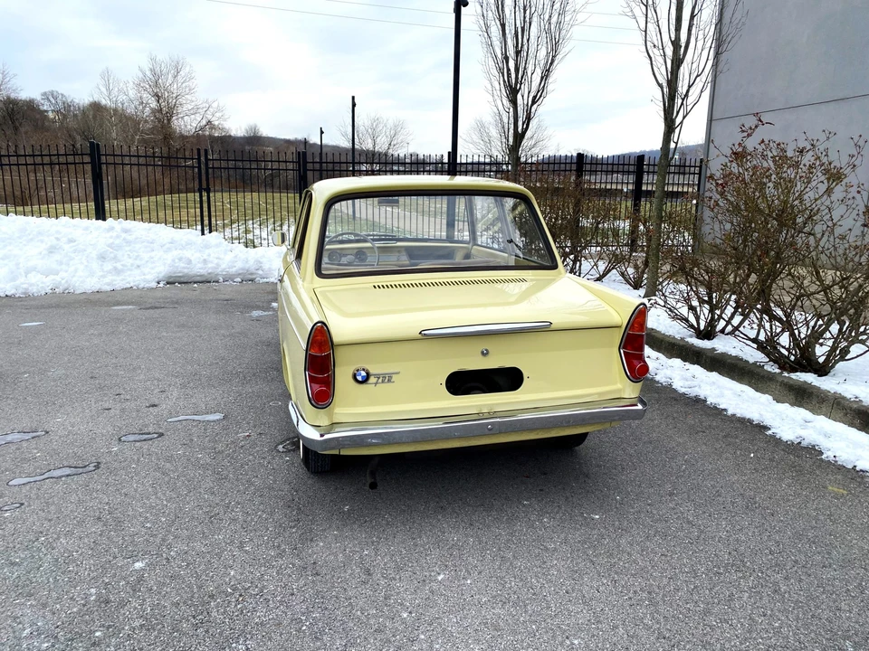 1962 BMW 700 - Image 11 of 31
