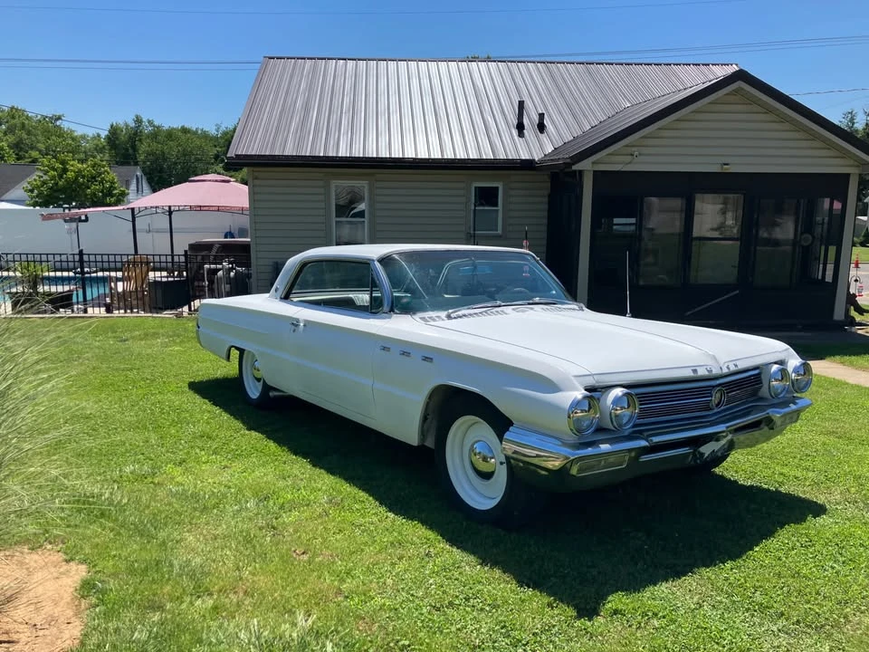 1962 Buick Wildcat - Image 3 of 9