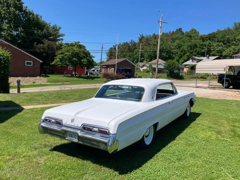 1962 Buick Wildcat - Image 2 of 9
