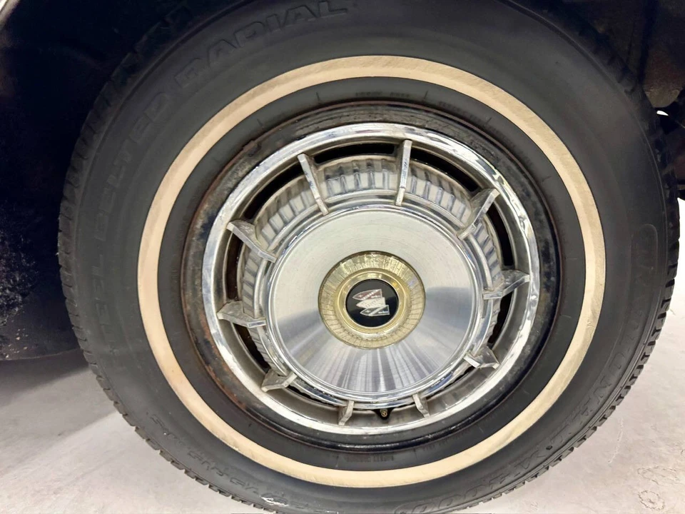 1962 Buick Electra - Image 26 of 31