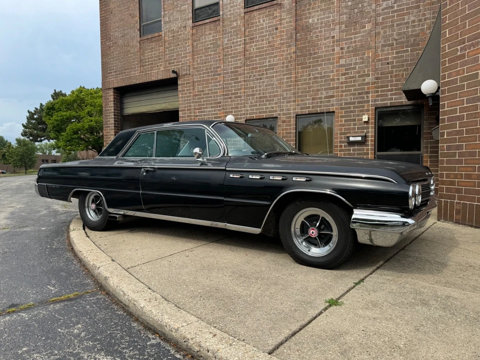 1962 Buick Electra - Image 7 of 31