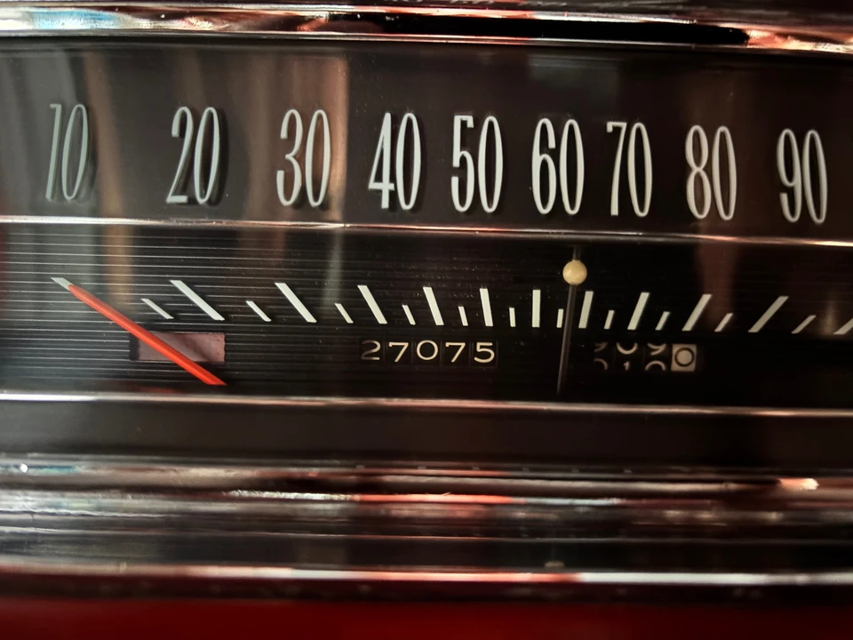 1962 Buick Electra - Image 30 of 31