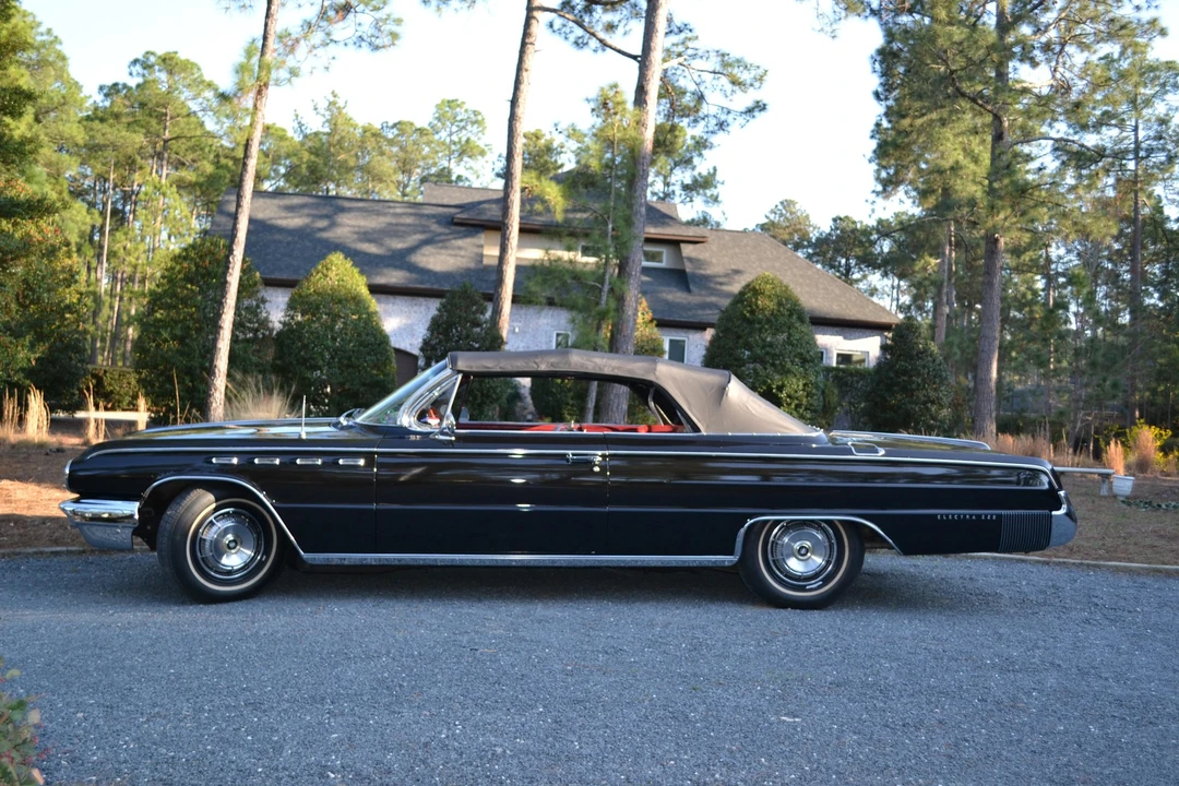 1962 Buick Electra - Image 3 of 31