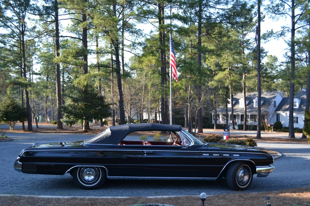 1962 Buick Electra - Image 7 of 31