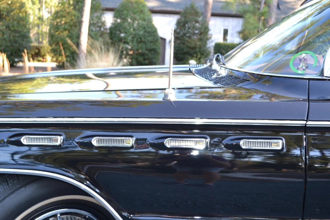 1962 Buick Electra - Image 21 of 31