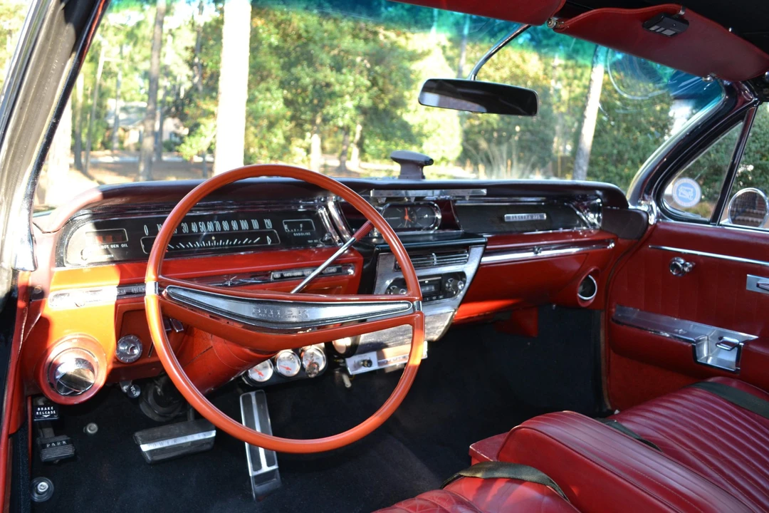 1962 Buick Electra - Image 28 of 31