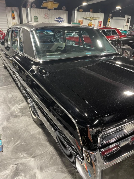 1962 Buick Electra - Image 16 of 31