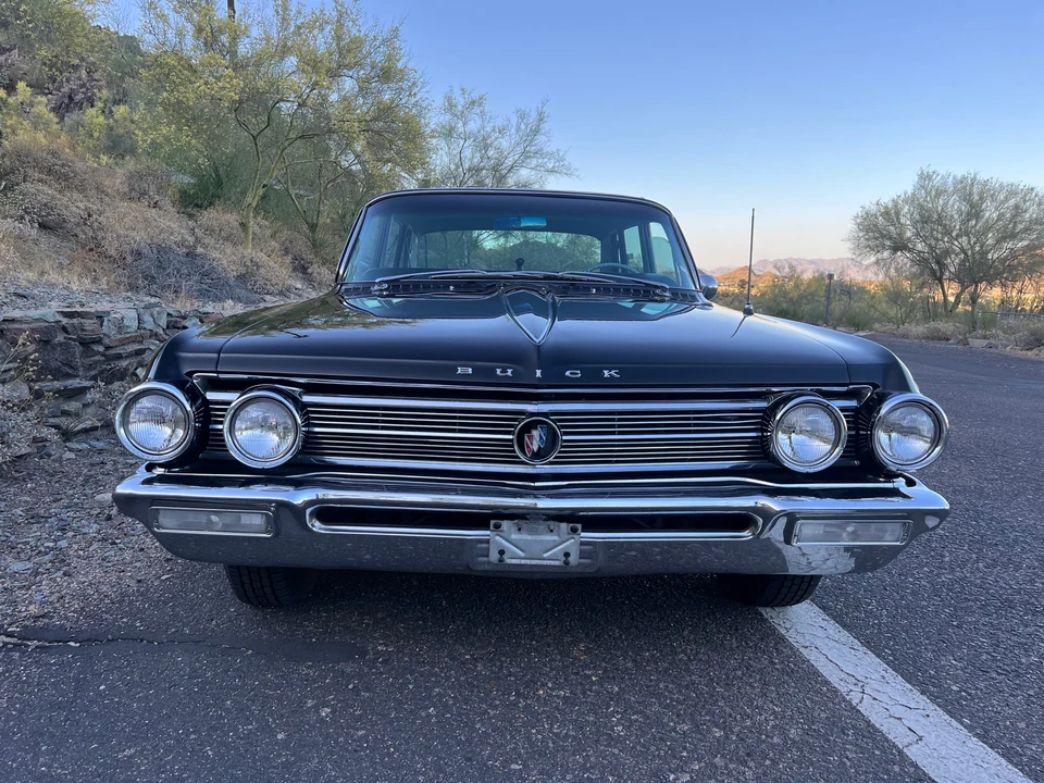 1962 Buick Electra - Image 6 of 31