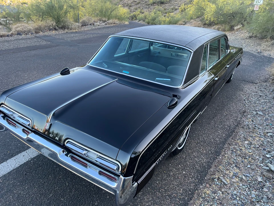1962 Buick Electra - Image 8 of 31
