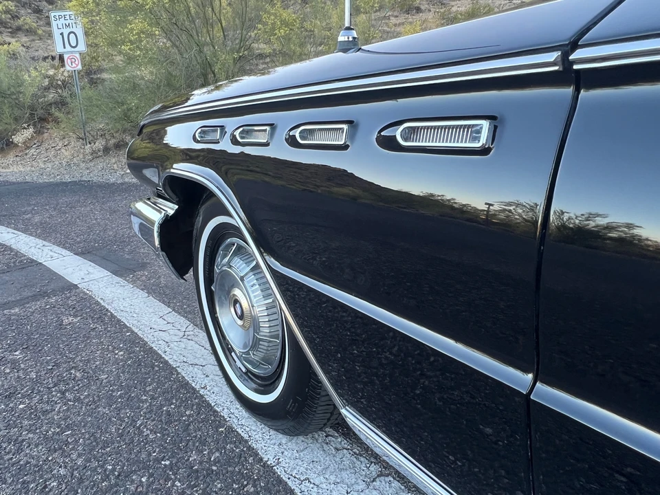 1962 Buick Electra - Image 17 of 31