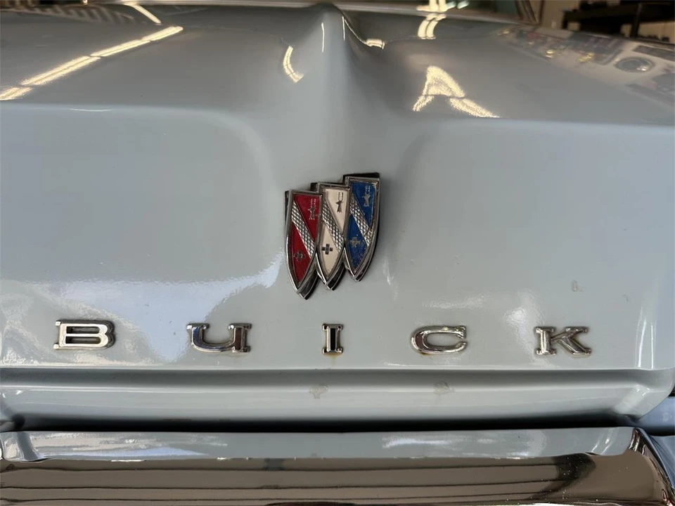 1962 Buick Invicta - Image 8 of 31