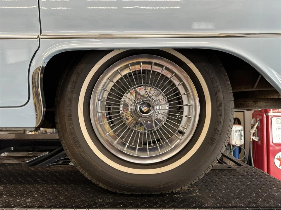 1962 Buick Invicta - Image 13 of 31