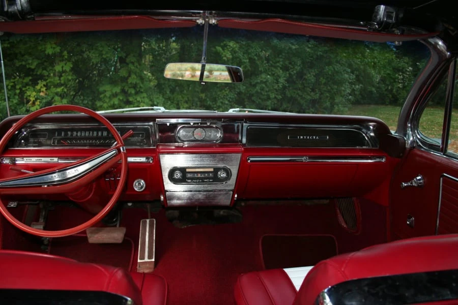 1962 Buick Invicta - Image 4 of 5