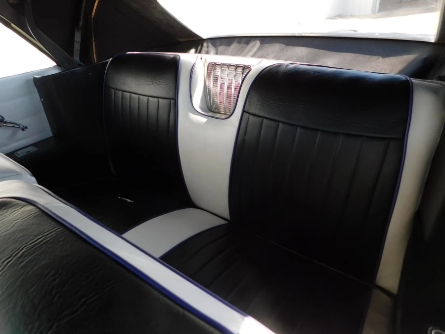 1962 Buick Invicta - Image 7 of 14