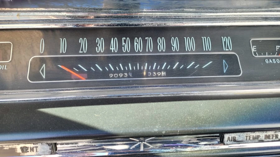 1962 Buick Invicta - Image 25 of 27