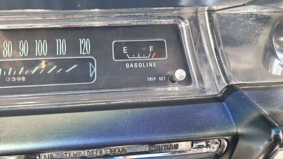 1962 Buick Invicta - Image 24 of 27