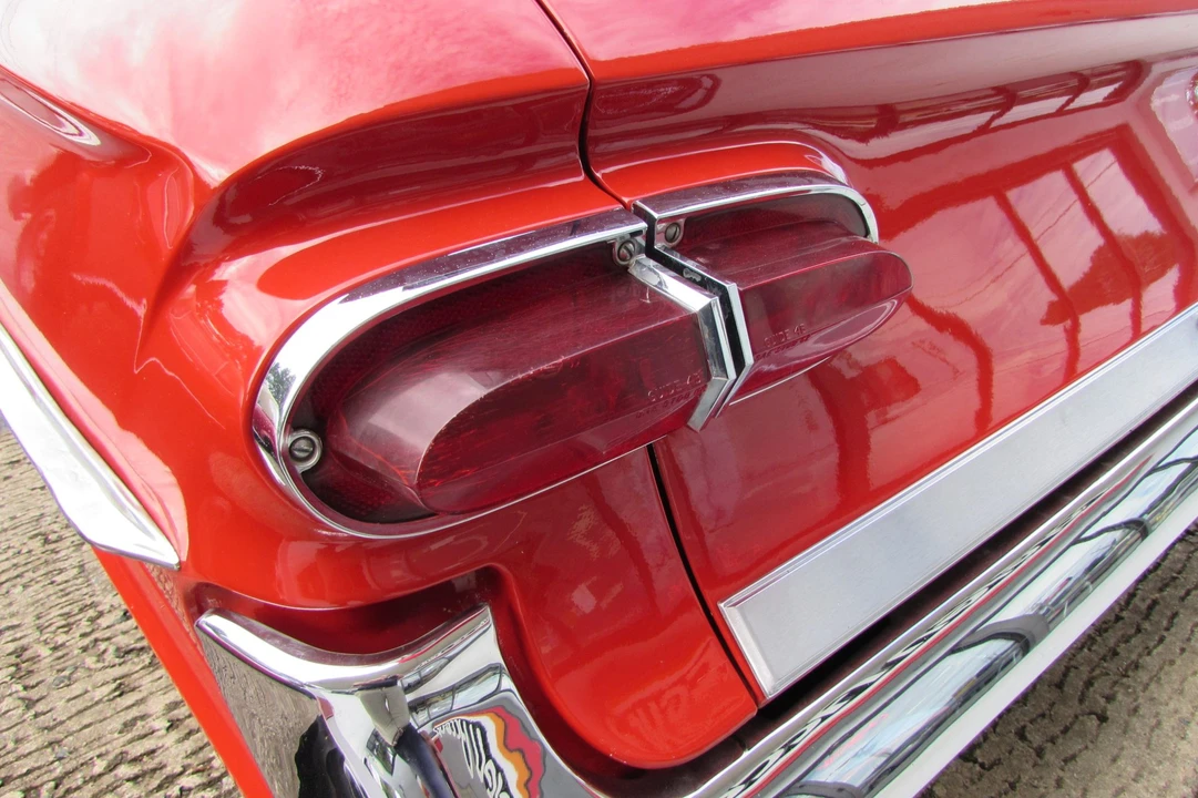 1962 Buick Invicta - Image 22 of 31