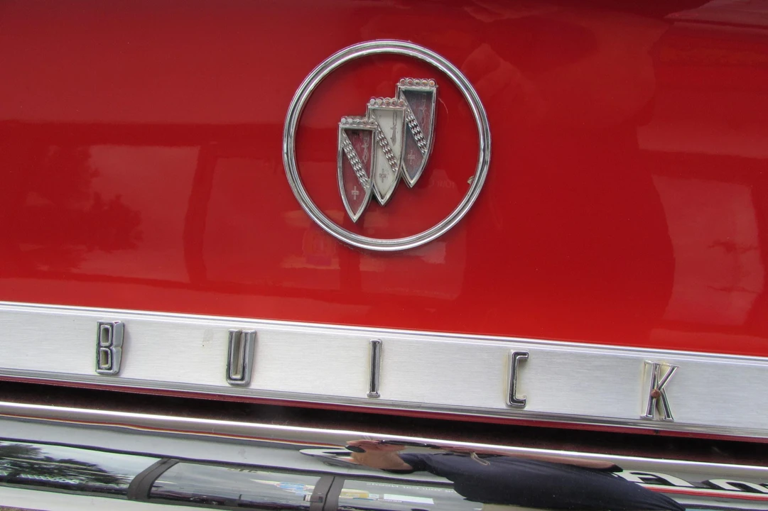 1962 Buick Invicta - Image 31 of 31