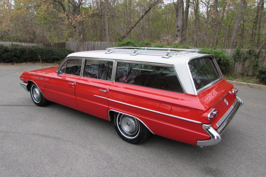 1962 Buick Invicta - Image 16 of 31
