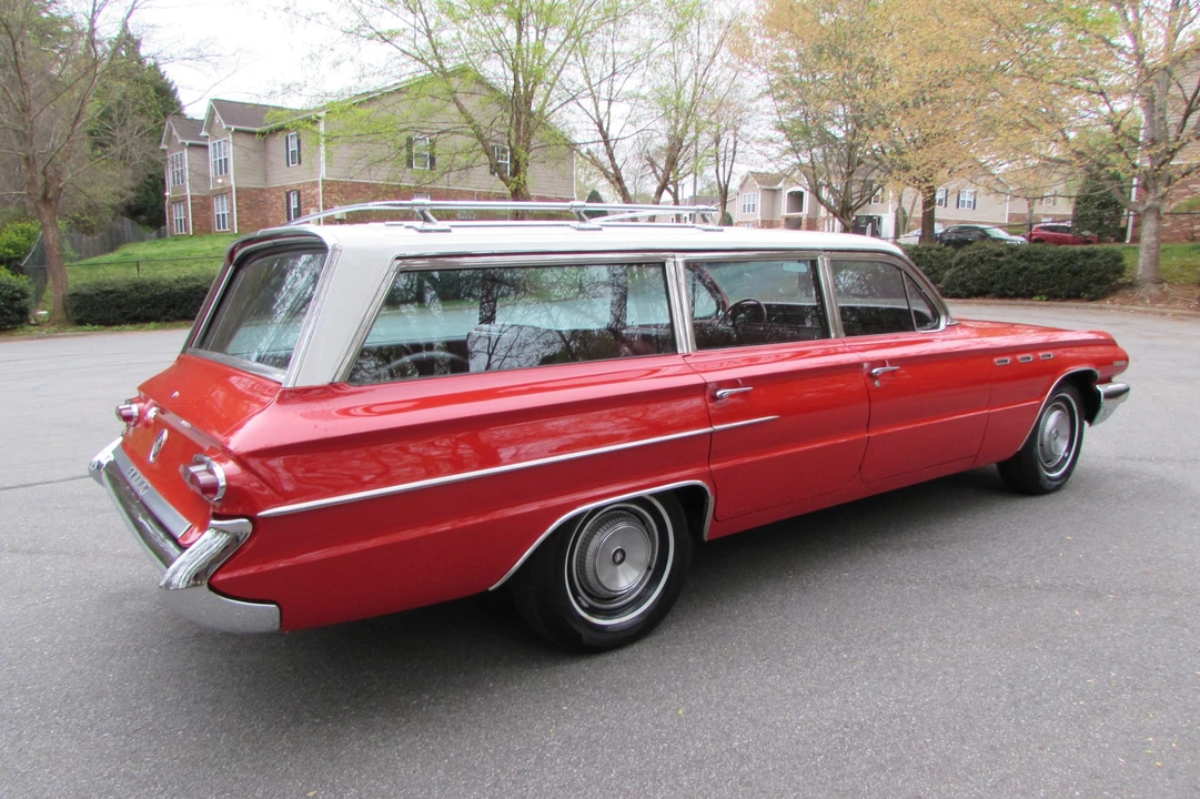 1962 Buick Invicta - Image 10 of 31