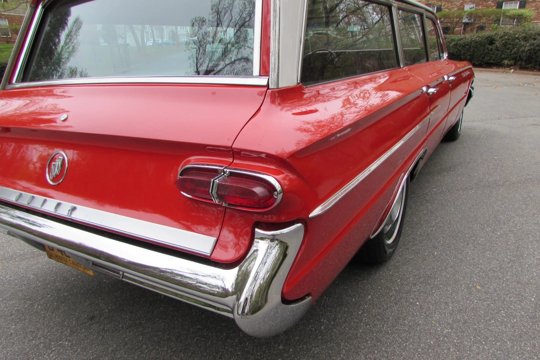 1962 Buick Invicta - Image 19 of 31