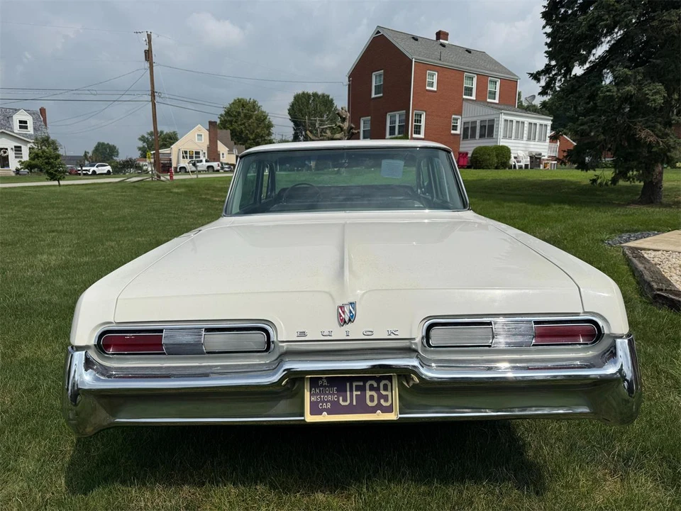 1962 Buick LeSabre - Image 17 of 31