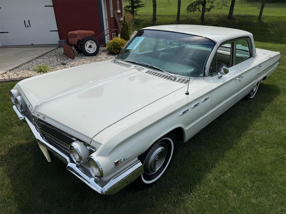 1962 Buick LeSabre - Image 26 of 31