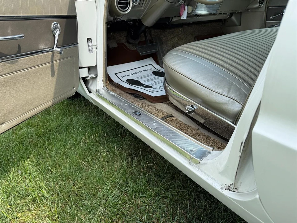 1962 Buick LeSabre - Image 29 of 31