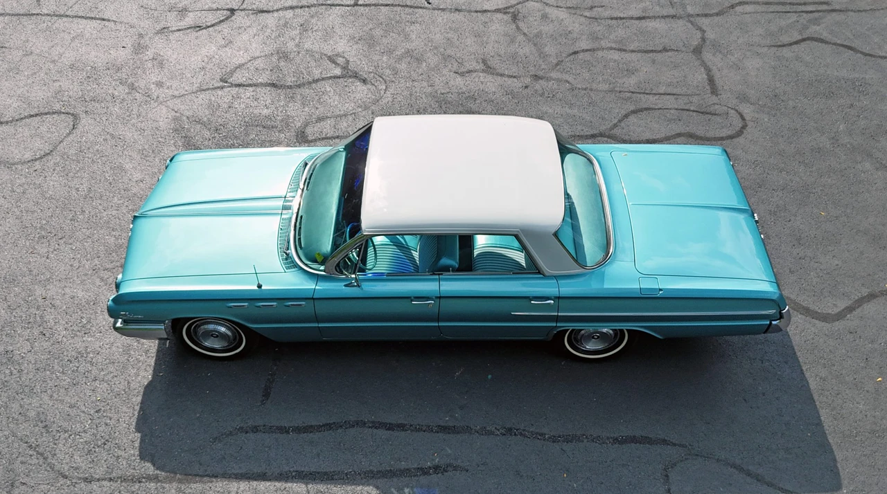 1962 Buick LeSabre - Image 16 of 31