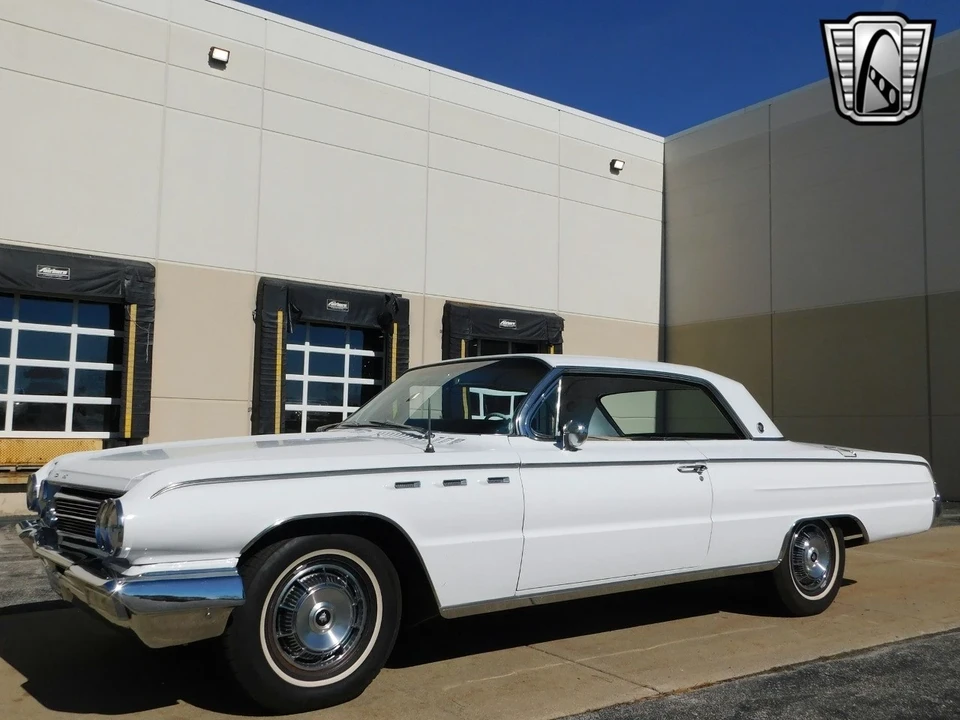 1962 Buick Wildcat - Image 5 of 12